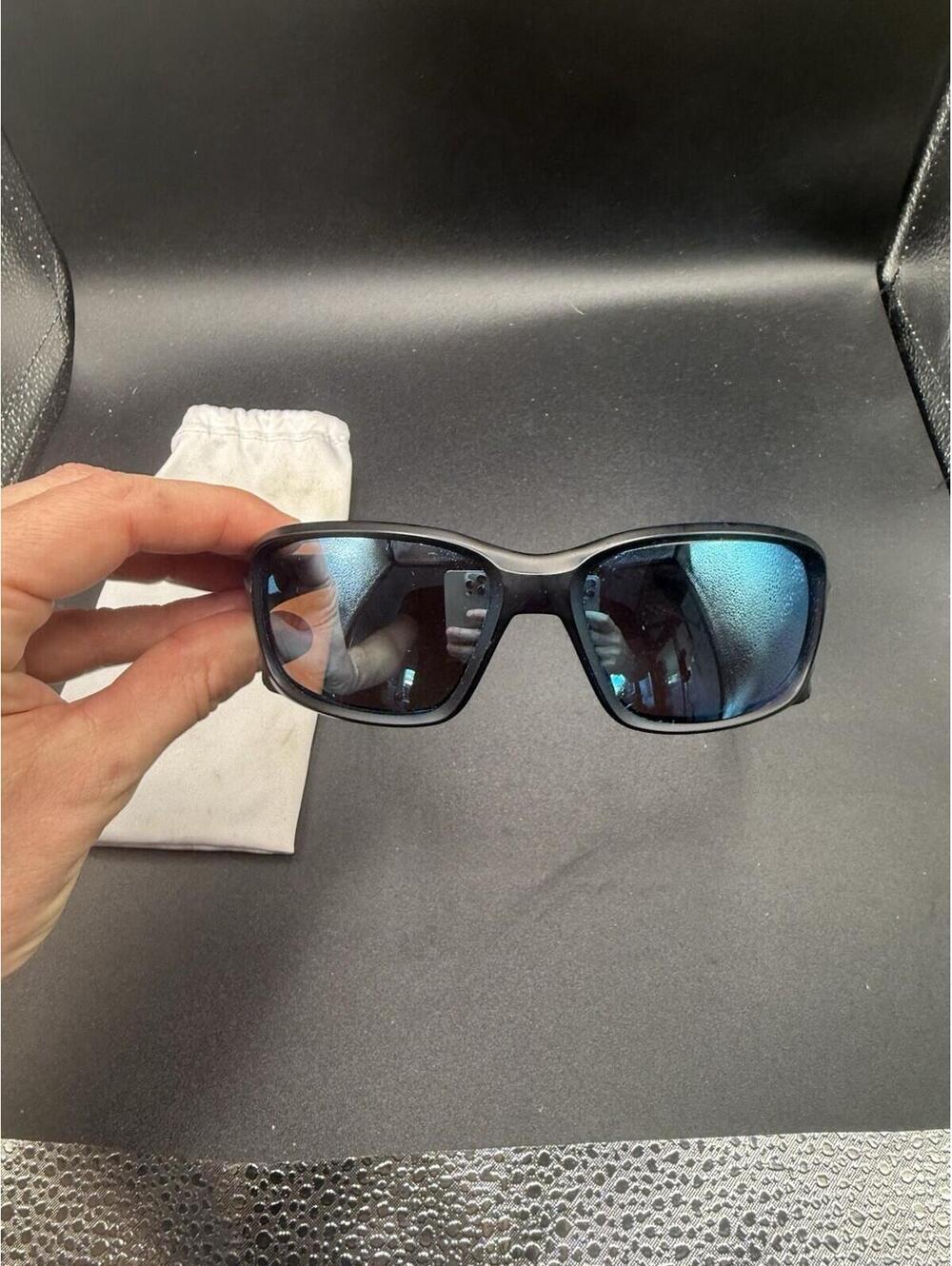 Oakley Straightlink Matte Black Prizm Deep Water Polarized Lens Oo9331-05